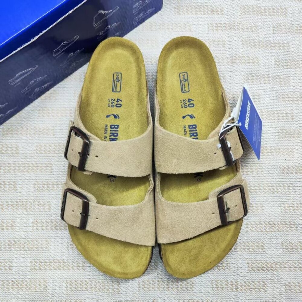 Women's Birkenstock Arizona Latte Cream Narrow - Brand New with Tags